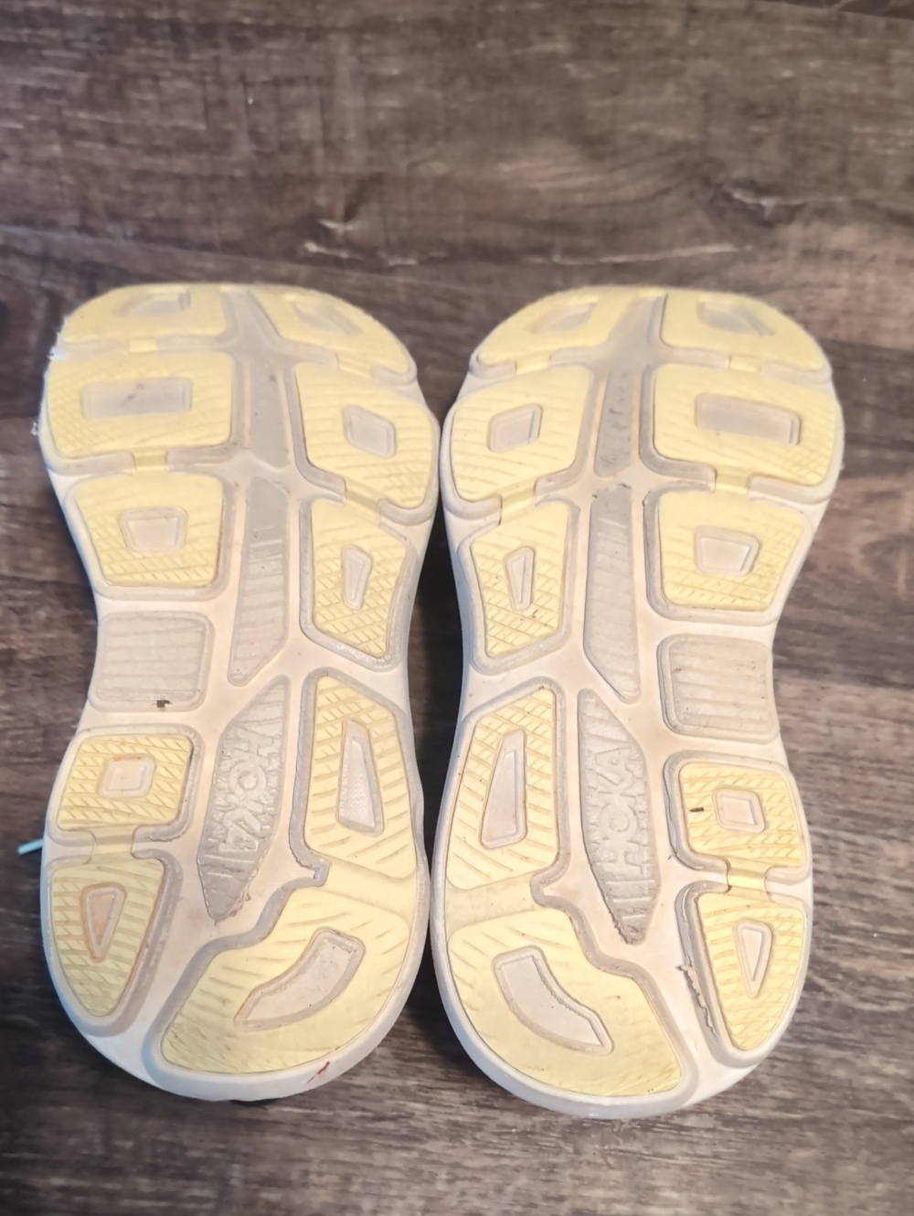 Hoka Bondi 9 Sz 8 B Women's Athletic Shoes in Aqua and Black - Picture 7 of 7